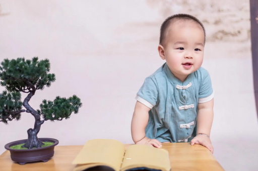 玉林孕妇显怀是几个月